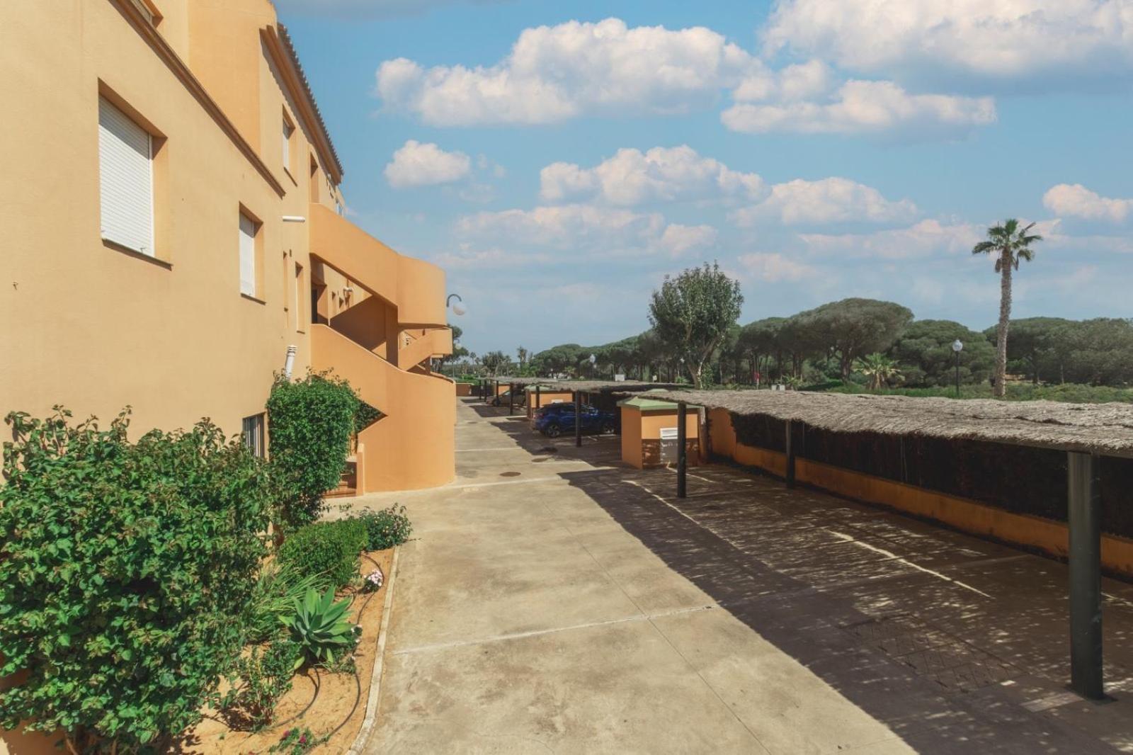 Urbanizacion Jardin Del Golf 1 Apartment Novo Sancti Petri Exterior photo